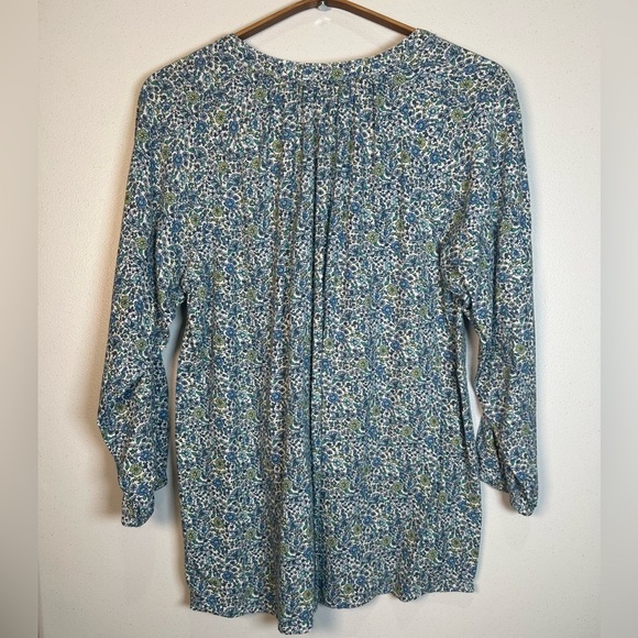 St. John's Bay Blue and Green Floral Relaxed Tunic. Size Small. Romantic. - Picture 2 of 7